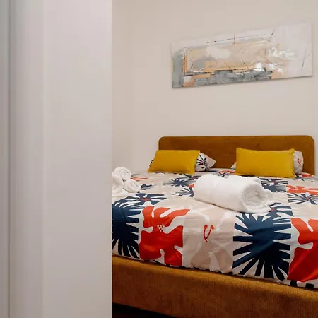 Red Apple Διαμέρισμα *